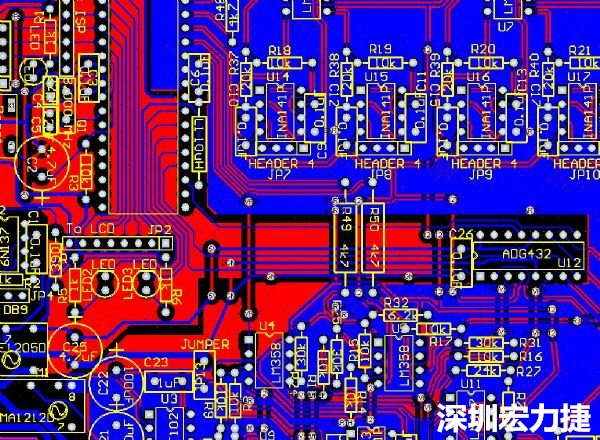 一般產品的PCB設計，多數先決定元件布局，再進行線路連接，于元件位置就先改善干擾問題，再從線路細節(jié)著手改善產品。